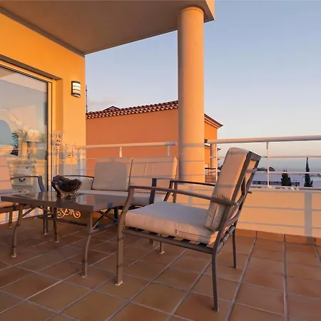 Willa My Island Escape - Sea Views - Private Pool, Sauna