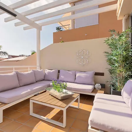 My Island Escape - Sea Views - Private Pool, Sauna Willa *