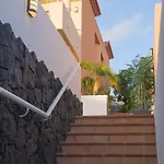 My Island Escape - Sea Views - Private Pool, Sauna