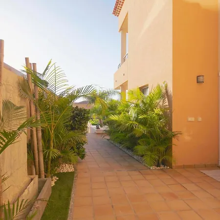My Island Escape - Sea Views - Private Pool, Sauna Villa