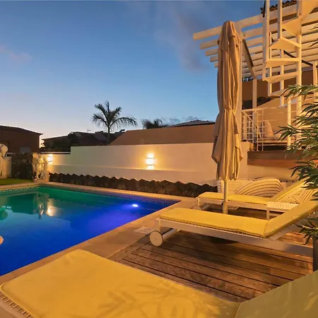 My Island Escape - Sea Views - Private Pool, Sauna Villa *